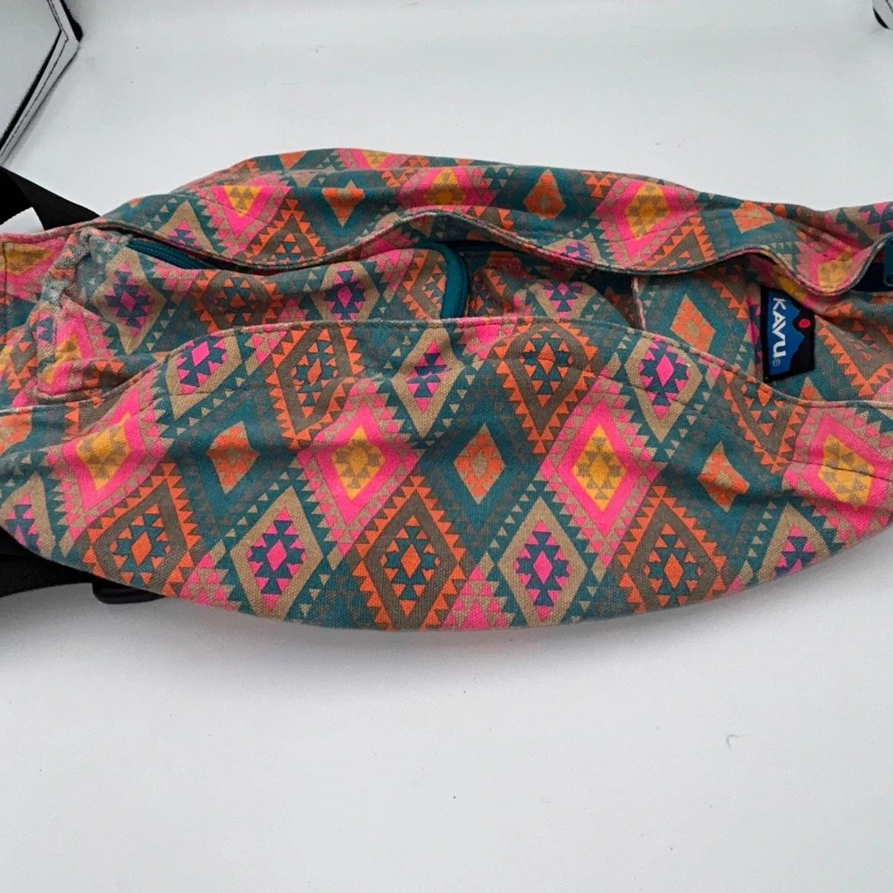 KAVU Rope Sling Bag Aztec Southwestern Cotton Canvas Backpack Granolagirl Hiking